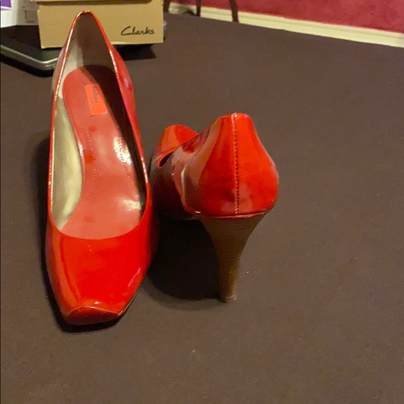 Shoes - Picture 2 of 2